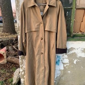 Ladies tan with brown cuffs vintage trench coat raincoat “Brem” sz 14